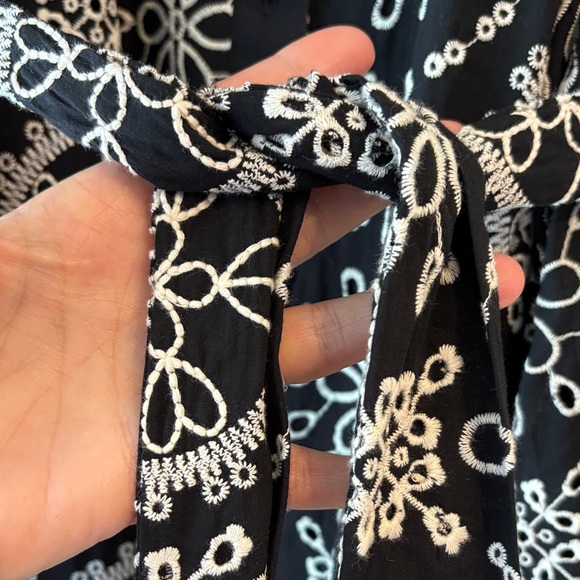 NWT Women’s Size L Worthington Black & White Embroidered Midi Shirtdress - Picture 8 of 12